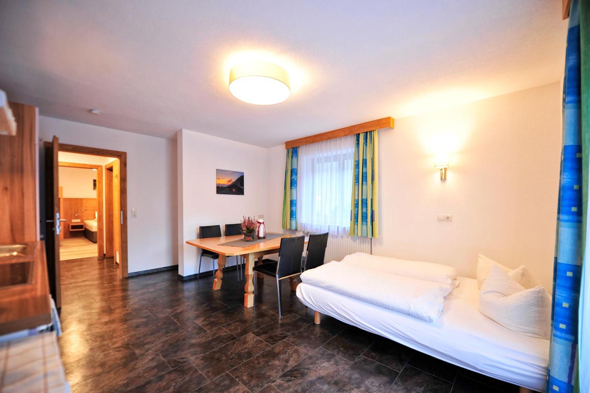 Baeckerei Schranz Bed & Breakfast Sankt Leonhard im Pitztal Exterior photo