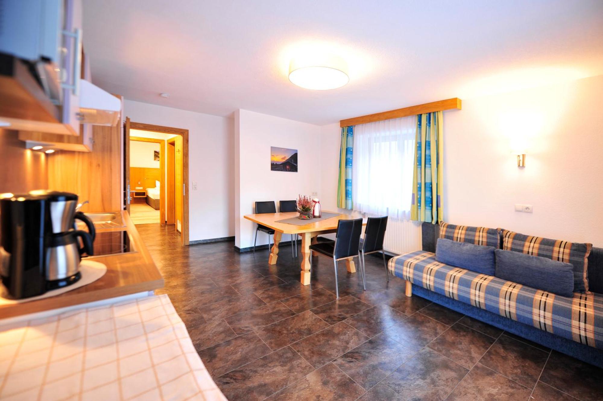 Baeckerei Schranz Bed & Breakfast Sankt Leonhard im Pitztal Exterior photo