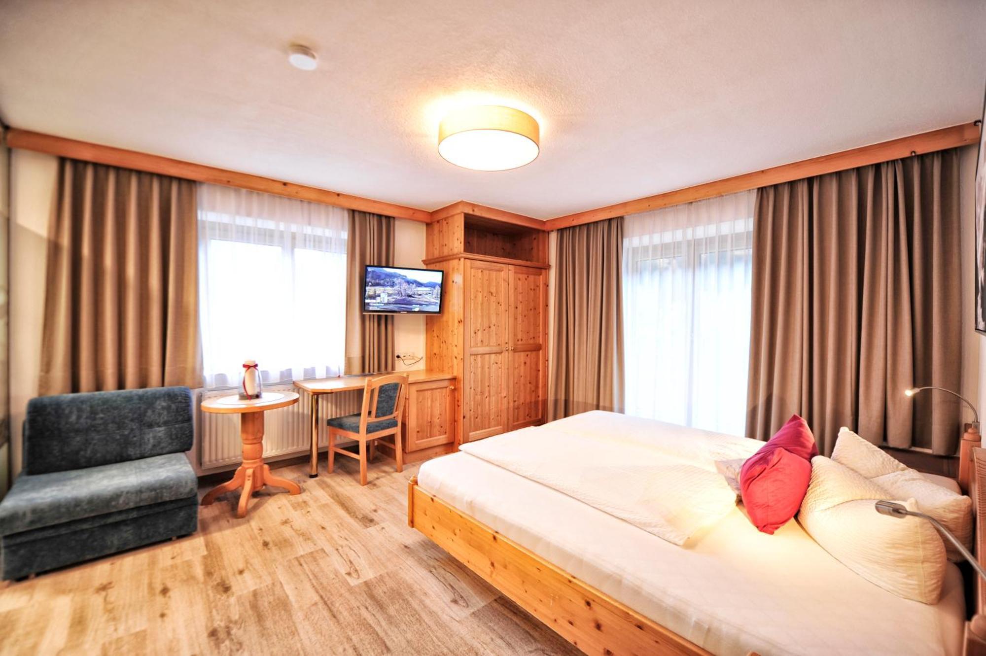 Baeckerei Schranz Bed & Breakfast Sankt Leonhard im Pitztal Exterior photo